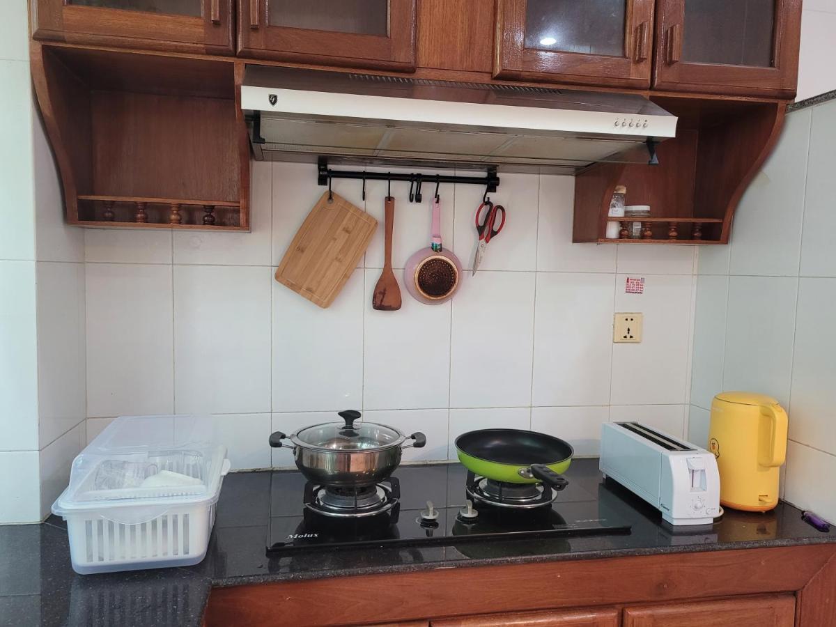 Yana House Phnom Penh Hotel Buitenkant foto